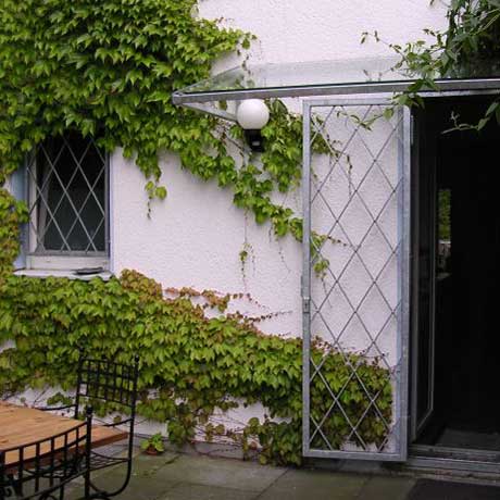 Gitter-Gittertuer_Raute_Heidenescher-Koeln